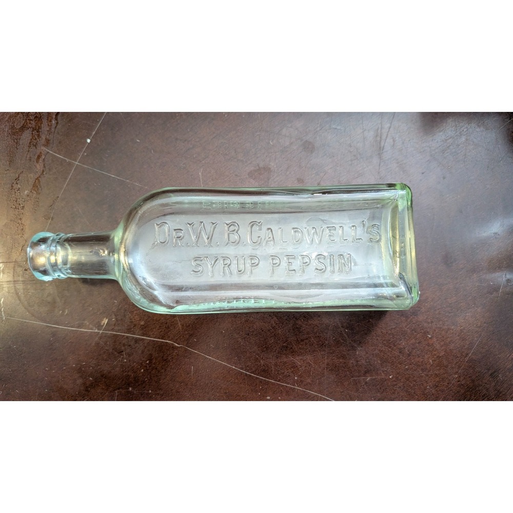 Lot of 3 Vintage Dr WB Caldwells Monticello Illinois Green Glass Medicine Bottle